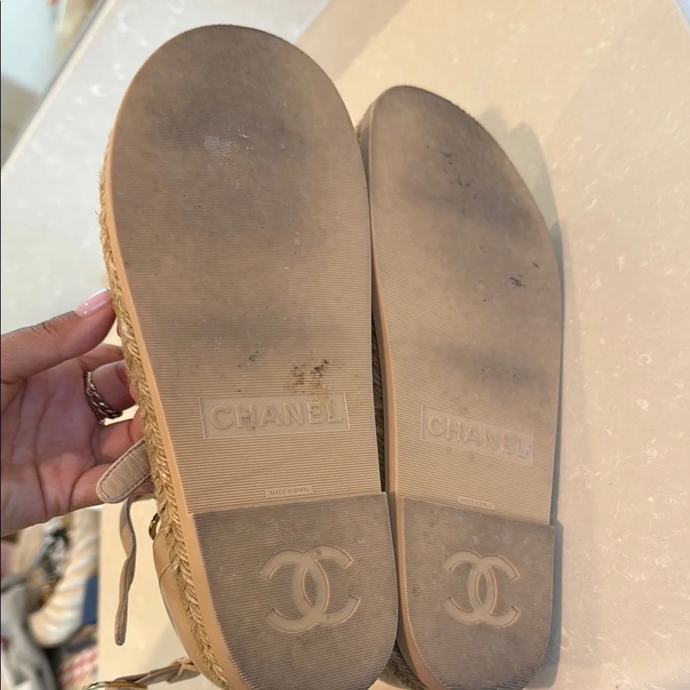 CHANEL Nude Leather Gladiator Sandals - Picture 2 of 4